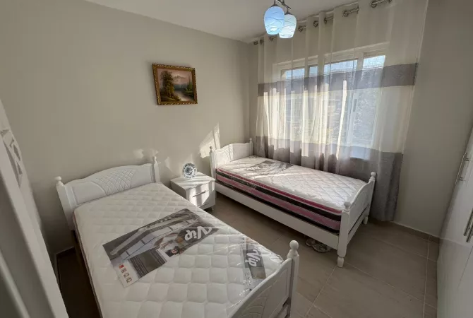 Shtepi me qera 3+1 ne Tirane - 750 Euro