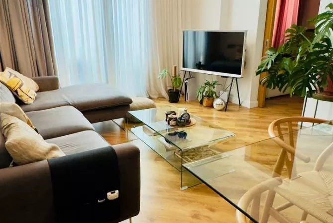 Shtepi me qera 1+1 ne Tirane - 900 Euro