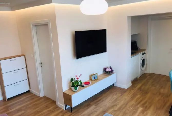 Shtepi me qera 1+1 ne Tirane - 650 Euro
