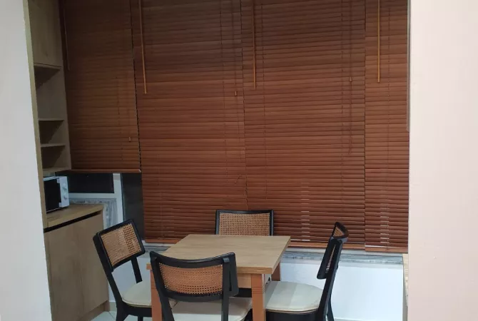 Shtepi me qera 1+1 ne Tirane - 60,000 Leke