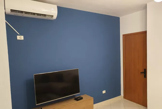 Shtepi me qera 1+1 ne Tirane - 60,000 Leke