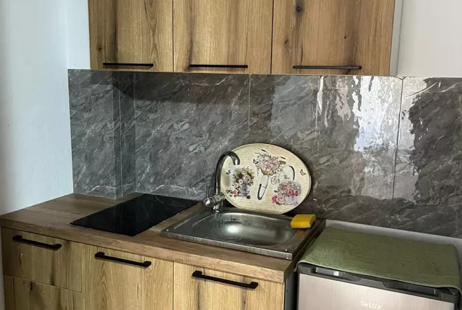 Shtepi me qera Garsoniere ne Tirane - 46,000 Leke