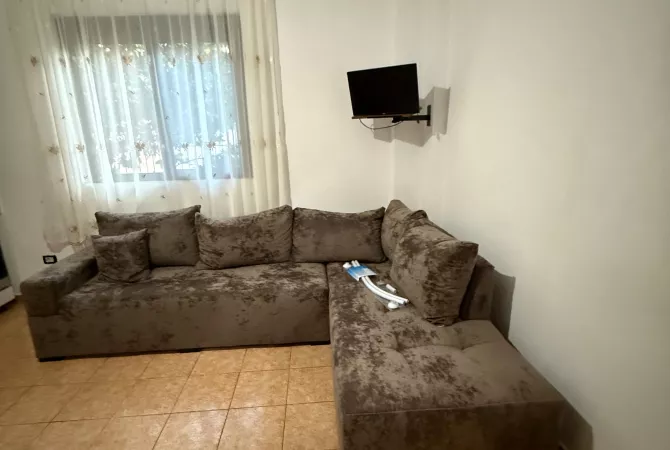House for Rent 1+1 in Tirana - 35,000 Leke