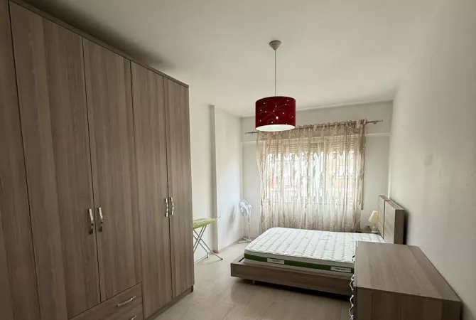 Shtepi me qera Apartament ne Tirane, 1+1, Mobilimi E mobiluar, Pagesa 600  Euro.