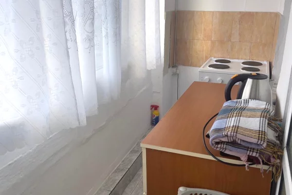 Shtepi ne shitje Apartament ne Tirane, 1+1, Mobilimi E mobiluar, Pagesa 88,000  Euro.