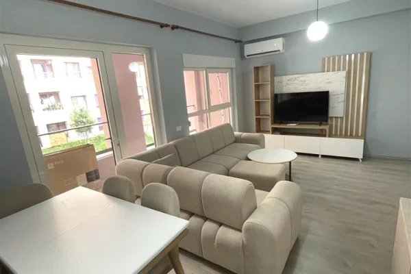 Shtepi me qera Apartament ne Tirane, 2+1, Mobilimi E mobiluar, Pagesa 50,000  Leke.