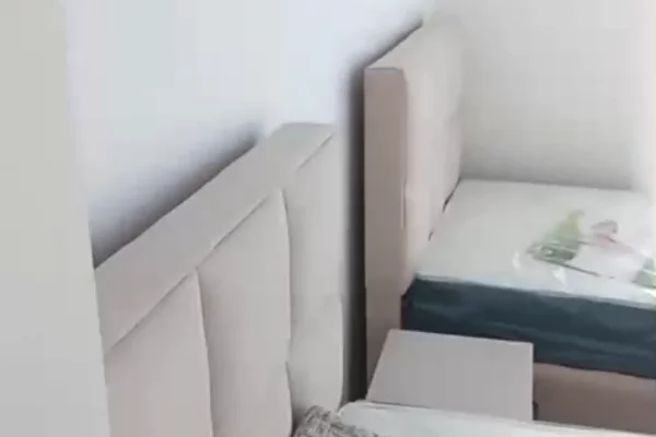 Shtepi me qera 1+1 ne Tirane - 40,000 Leke