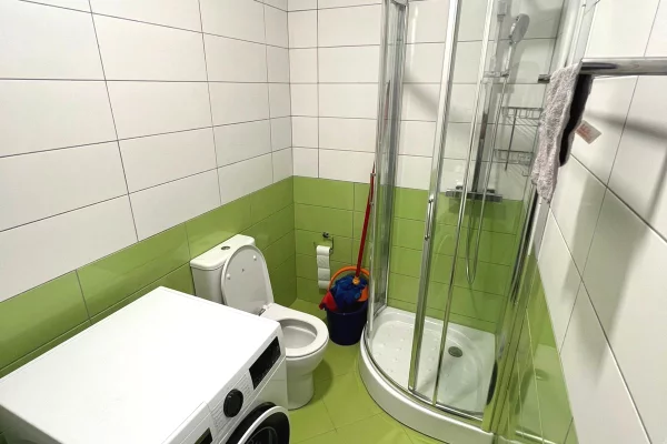 Shtepi ne shitje Apartament ne Tirane, 2+1, Mobilimi E mobiluar, Pagesa 175,000  Euro.