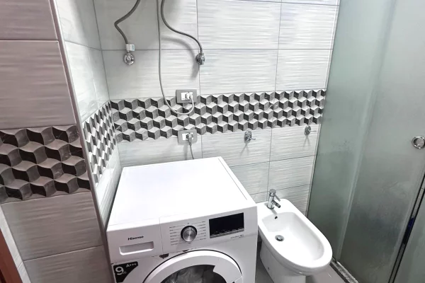 Shtepi me qera Apartament ne Tirane, 1+1, Mobilimi E mobiluar, Pagesa 540  Euro.