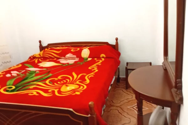 Shtepi me qera 1+1 ne Tirane - 30,000 Leke