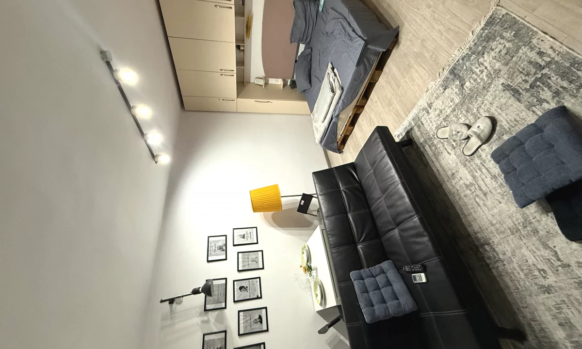 Shtepi me qera Apartament ne Tirane, Garsoniere, Mobilimi E mobiluar, Pagesa 43,000  Leke.