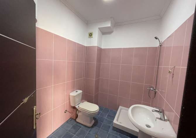 Shtepi ne shitje Apartament ne Tirane, 1+1, Mobilimi E mobiluar, Pagesa 78,000  Euro.