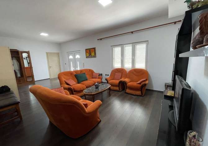 Shtepi me qera 1+1 ne Tirane - 350 Euro