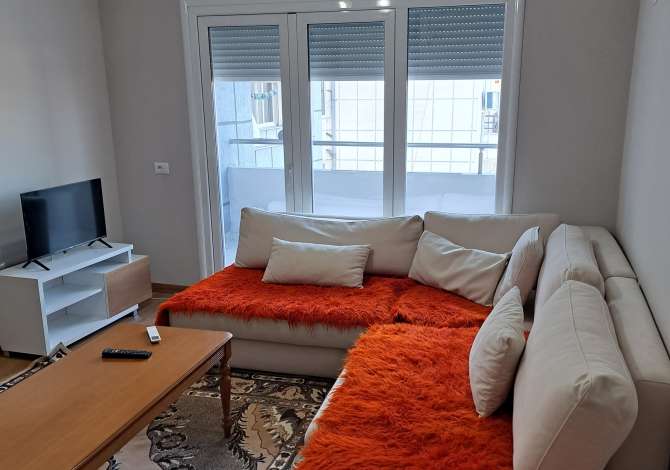 Shtepi me qera 2+1 ne Tirane - 480 Euro