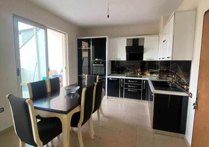 Shtepi ne shitje 2+1 ne Tirane - 170,000 Euro