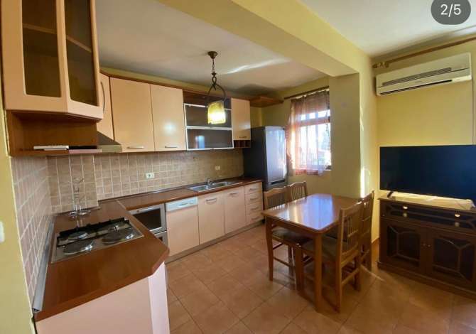 Shtepi me qera 1+1 ne Tirane - 450 Euro