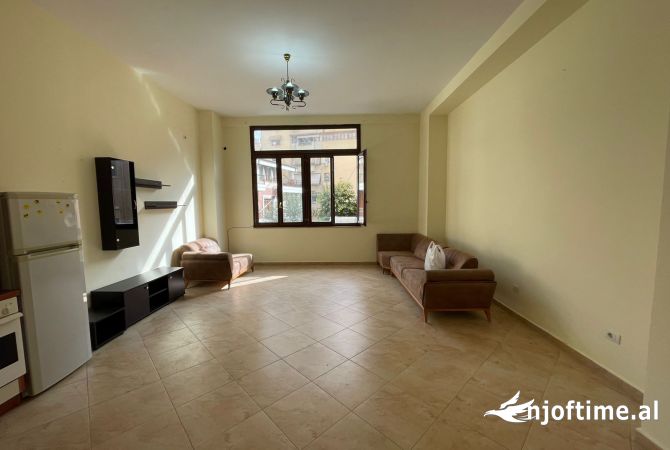 Shtepi me qera 1+1 ne Tirane - 600 Euro