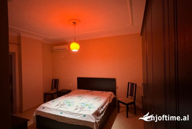 Shtepi me qera 1+1 ne Tirane - 400 Euro