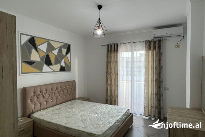 Shtepi me qera 1+1 ne Tirane - 400 Euro