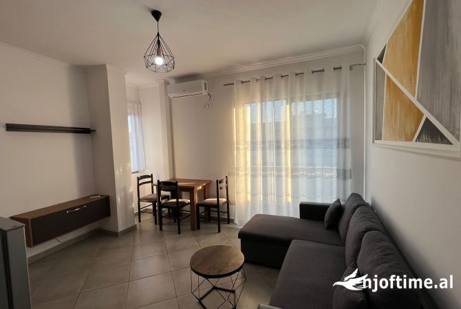 Shtepi me qera 1+1 ne Tirane - 400 Euro