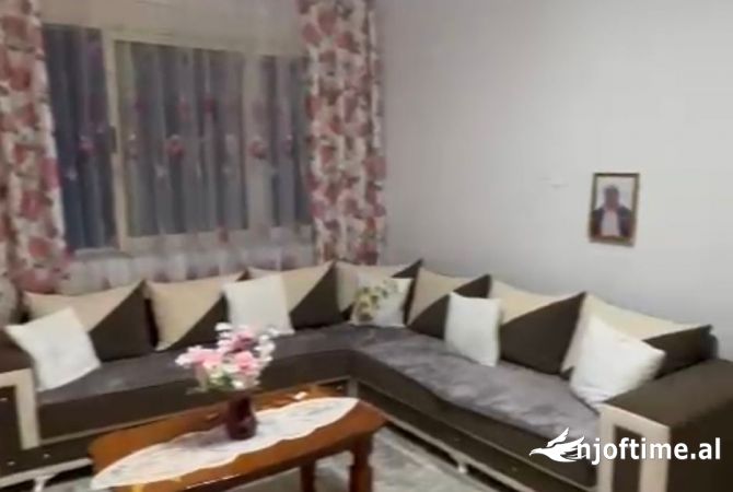 Shtepi ne shitje 1+1 ne Tirane - 80,000 Euro