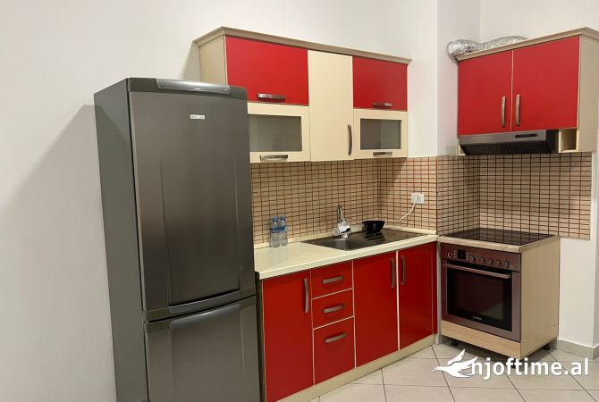 Shtepi me qera 2+1 ne Tirane - 450 Euro