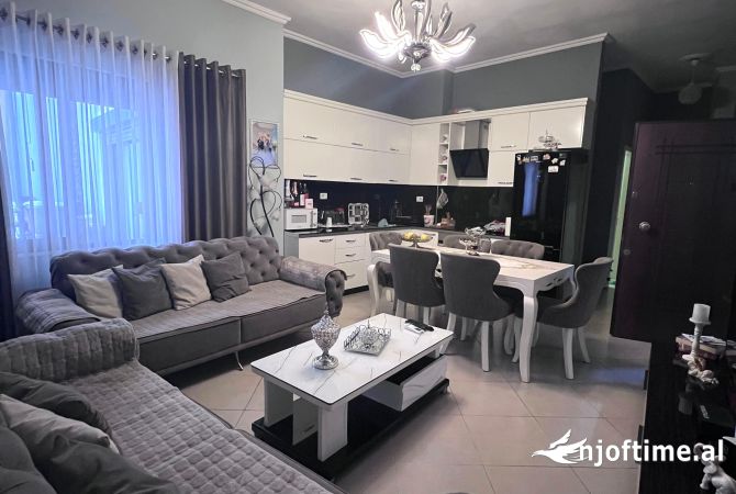 Shtepi ne shitje 2+1 ne Tirane - 145,000 Euro