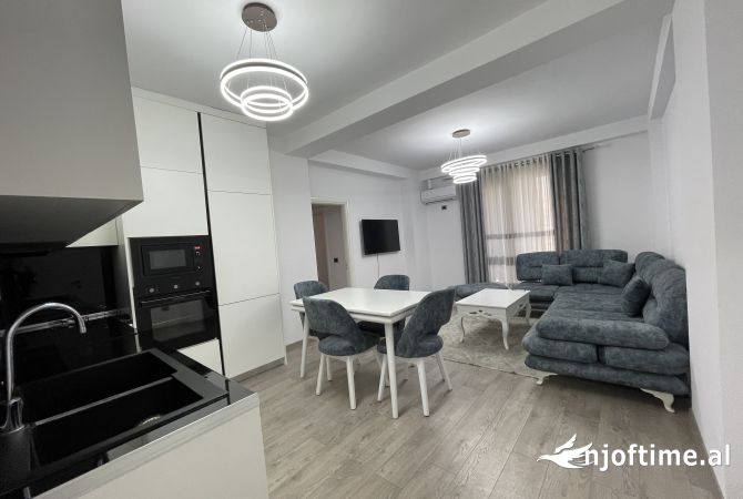 Shtepi me qera 2+1 ne Tirane - 550 Euro