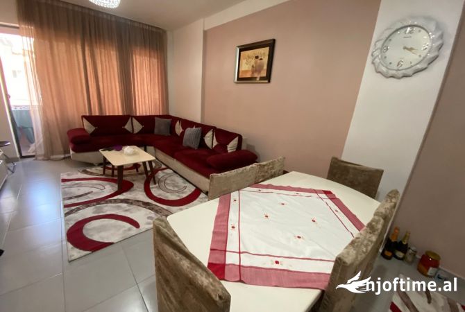 Shtepi ne shitje 1+1 ne Tirane - 130,000 Euro
