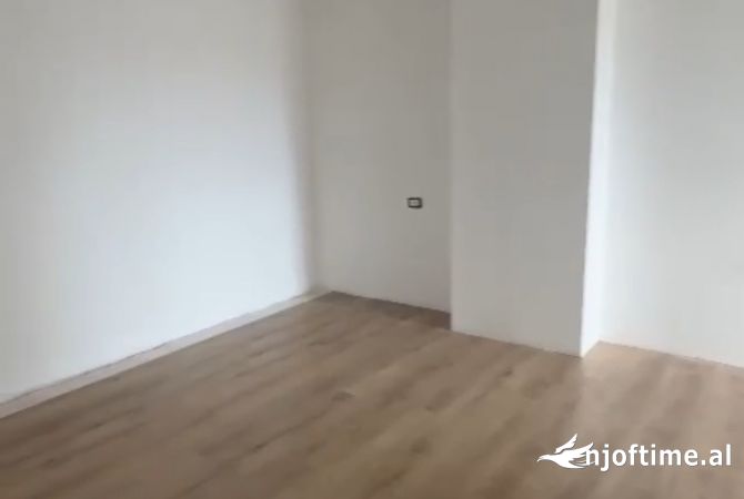 Shtepi ne shitje 2+1 ne Tirane - 135,000 Euro