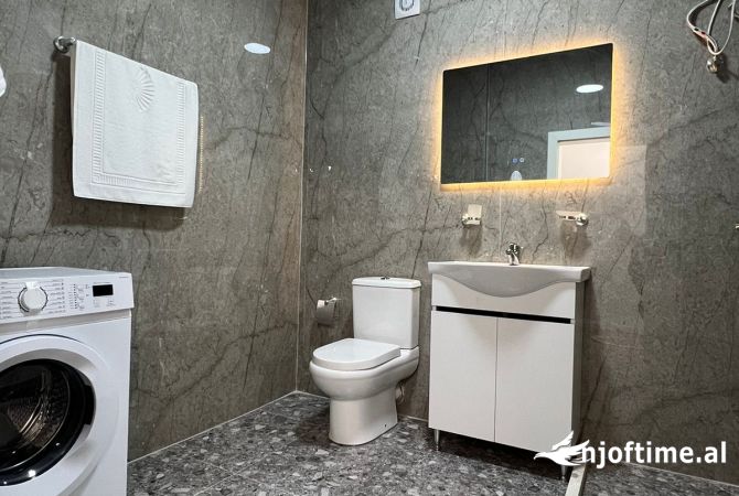 Shtepi ne shitje Apartament ne Tirane, 2+1, Mobilimi E mobiluar, Pagesa 145,000  Euro.