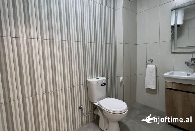 Shtepi ne shitje Apartament ne Tirane, 2+1, Mobilimi E mobiluar, Pagesa 146,000  Dollar.