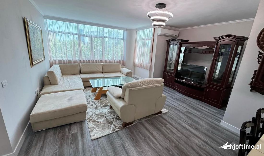 Shtepi me qera Apartament ne Tirane, 2+1, Mobilimi E mobiluar, Pagesa 600  Euro.