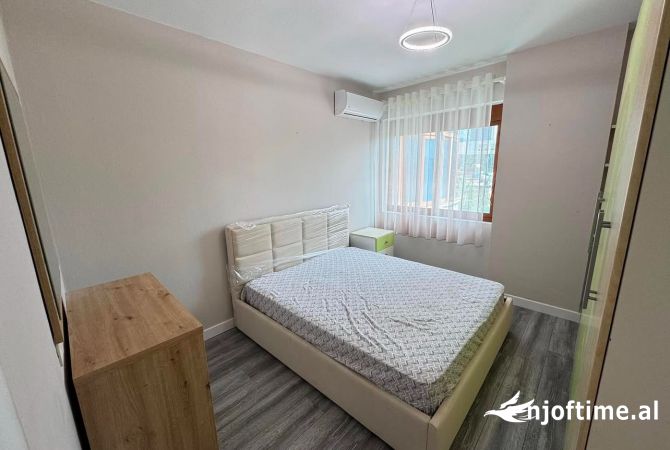 Shtepi me qera Apartament ne Tirane, 2+1, Mobilimi E mobiluar, Pagesa 600  Euro.