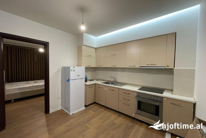 Shtepi me qera 2+1 ne Tirane - 450 Euro