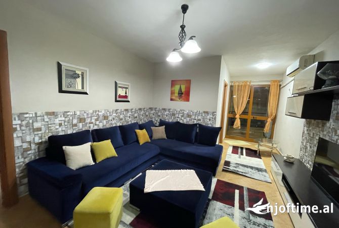 Shtepi me qera 2+1 ne Tirane - 450 Euro