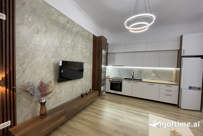 Shtepi ne shitje 2+1 ne Tirane - 145,000 Euro