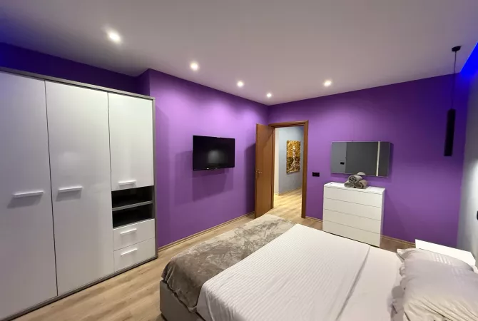 Shtepi me qera Apartament ne Tirane, 2+1, Mobilimi E mobiluar, Pagesa 600  Euro.