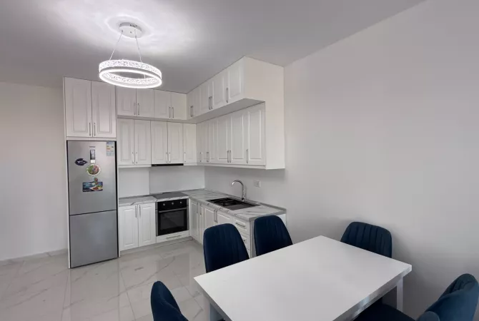Shtepi me qera 1+1 ne Tirane - 400 Euro