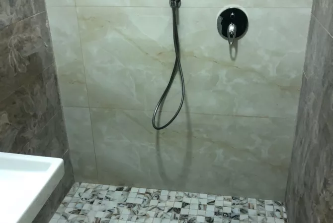 Shtepi me qera Apartament ne Tirane, 1+1, Mobilimi E mobiluar, Pagesa 550  Euro.