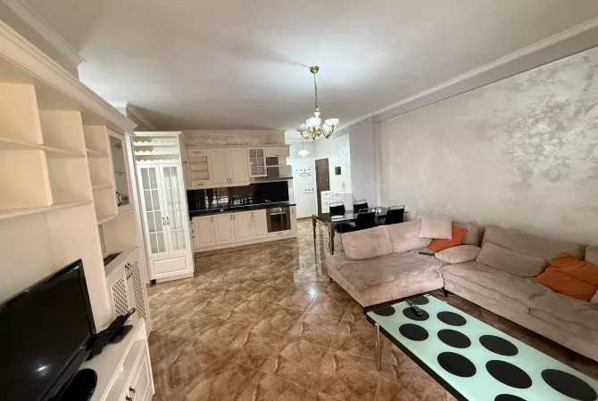 Shtepi me qera 2+1 ne Tirane - 550 Euro
