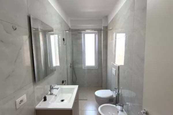 Casa in affitto 2+1 a Tirana - 65,000 Leke