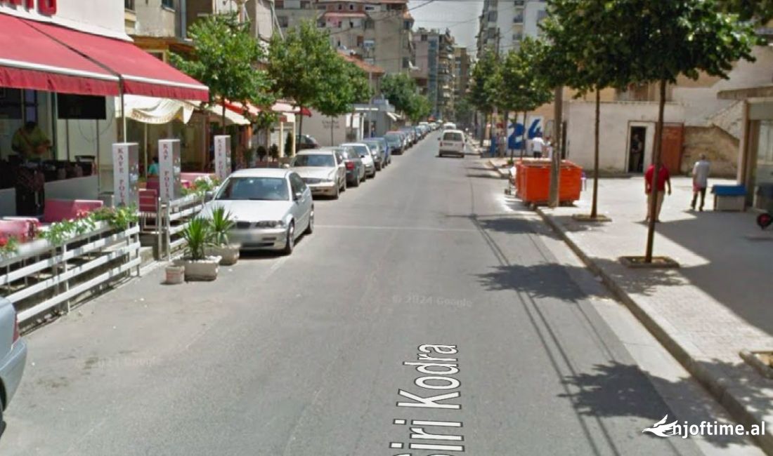 Ambient komercial per qira tek rruga Siri Kodra