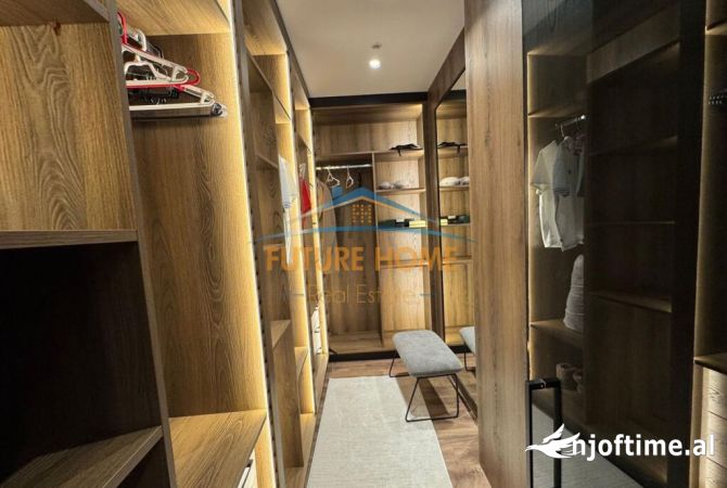 Shtepi ne shitje Apartament ne Tirane, 2+1, Mobilimi E mobiluar, Pagesa 170,000  Euro.