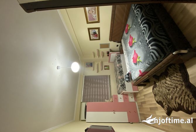 Shtepi me qera 1+1 ne Tirane - 45,000 Leke