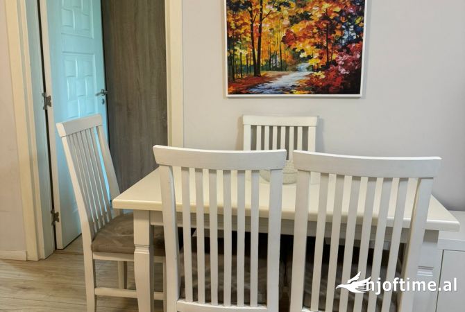 Shtepi me qera 2+1 ne Tirane - 700 Euro
