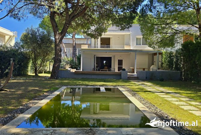 Shtepi ne shitje 3+1 ne Durres - 1,200,000 Euro