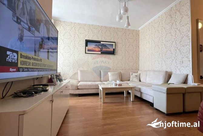 Shtepi ne shitje 1+1 ne Tirane - 160,000 Euro