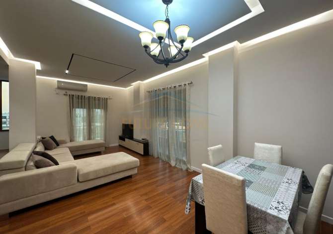 Shtepi ne shitje 2+1 ne Tirane - 240,000 Euro