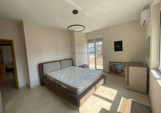 Shtepi me qera 2+1 ne Tirane - 800 Euro